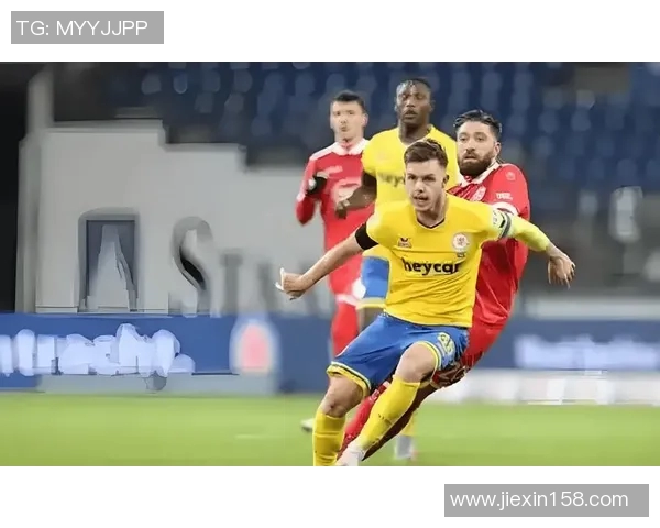 汉堡队努力再现辉煌,德乙升级之争激烈激烈